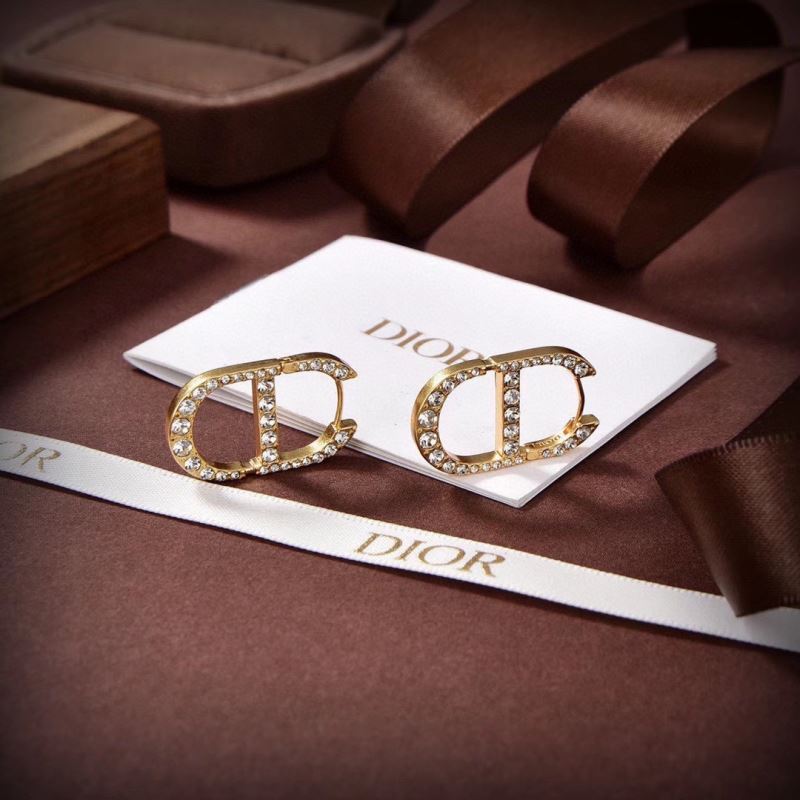 chr1st1an D10r earrings